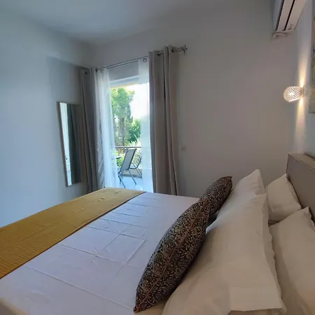 Apartman Coritos *